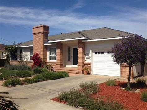 Built in 2007, this beautifully updated 3 bedroom 2. . Houses for rent in monterey ca